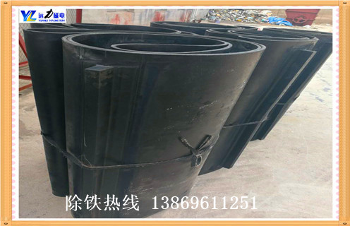 帶式除鐵器，帶式除鐵器怎么調(diào)整皮帶跑偏如何修復(fù)_帶式除鐵器怎么調(diào)整皮帶跑偏偏原因及如何調(diào)_刮板價格  