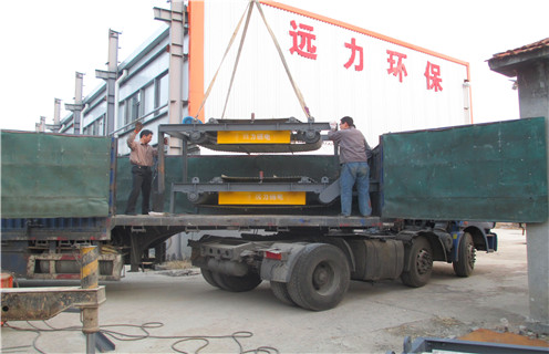 永磁除鐵器，云南超強永磁除鐵器報價知識參數(shù)_內(nèi)部磁塊安裝方法_云南超強永磁除鐵器報價型號價格