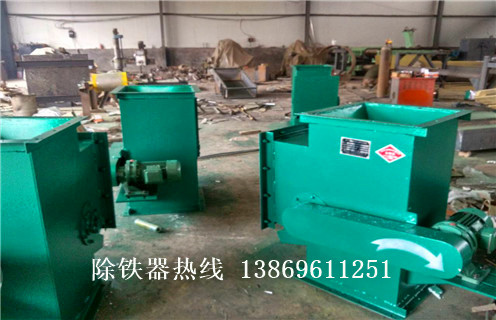 管道除鐵器，吉林液體管道除鐵器_吉林液體管道除鐵器廠家應(yīng)用安裝示意圖型12000高斯_可定制工作原理
